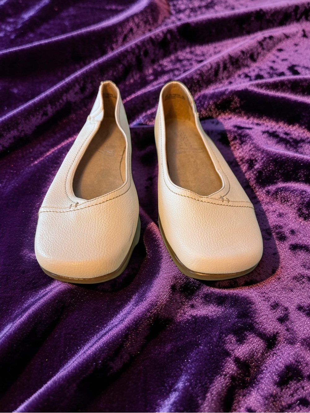 Women's Neutral White Leather Ballet Flats - Comfortable Everyday Slip-Ons